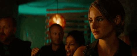 Shailene Woodley Allegiant GIF by The Divergent Series - Find & Share ...