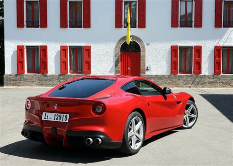 FERRARI F12 Berlinetta Specs & Photos - 2012, 2013, 2014, 2015 - autoevolution