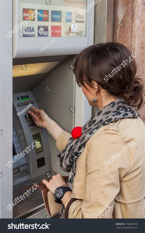 173 Atm Machine Installation Images, Stock Photos & Vectors | Shutterstock