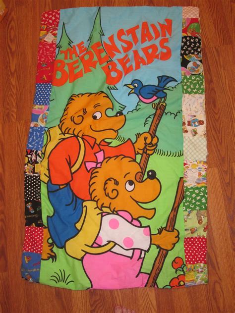 Raindrops & Rainbows: Our baby's room: Berenstain Bears!!