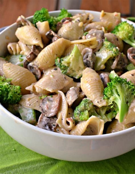 Pasta con Broccoli (The Ultimate Pasta Lovers Dish) | Recipe | Pasta con broccoli, Broccoli ...