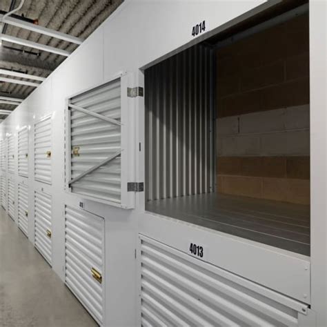 Climate Controlled Units at StorQuest Self Storage in Paramount, CA | 7540 Rosecrans AVE