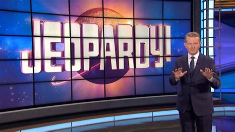 Jeopardy! fans think host Ken Jennings finally shared a behind-the ...