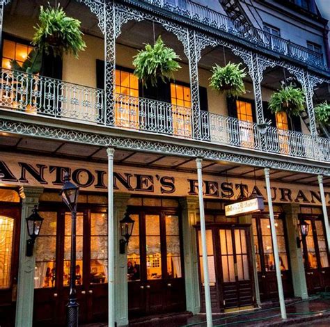 27 Iconic French Quarter Dining Experiences | New orleans bars, New ...