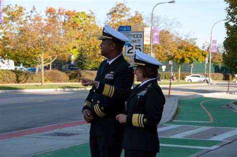 DVIDS - News - U.S. 6th Fleet Commander Visits NROTC Chicago Area ...