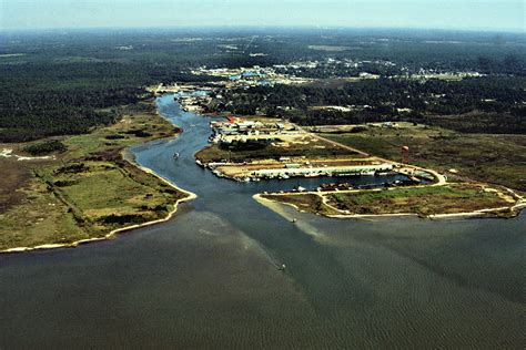 File:Bayou La Batre harbor aerial view.jpg - Wikipedia