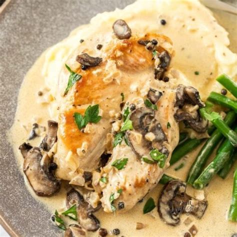 Creamy Peppercorn Chicken - One pan! - Sugar Salt Magic