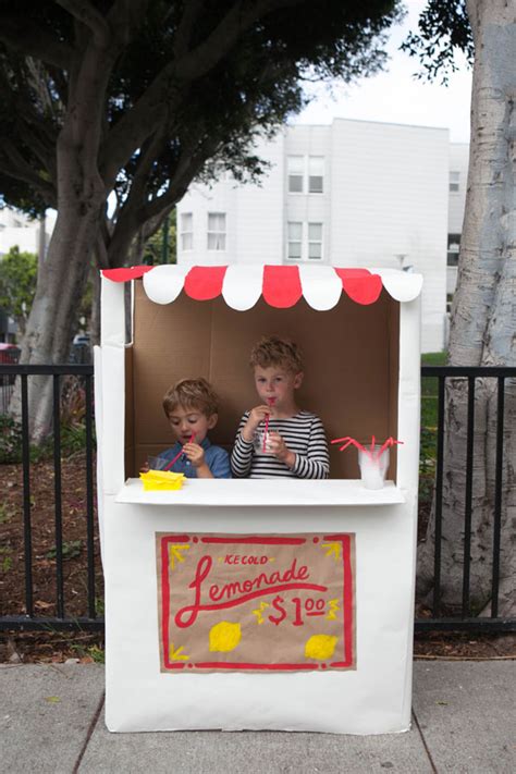 Cardboard Lemonade Stand DIY