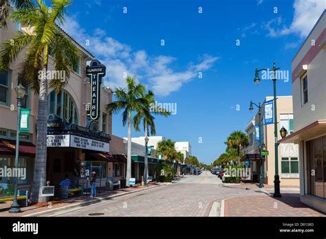 Historic 2nd Street in downtown Fort Pierce with the Sunrise Theatre to ...