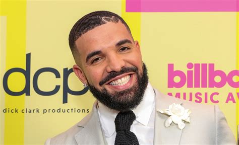 Drake Debuts New Face Tattoo for His Mother | Drake, Sandi Graham : Just Jared