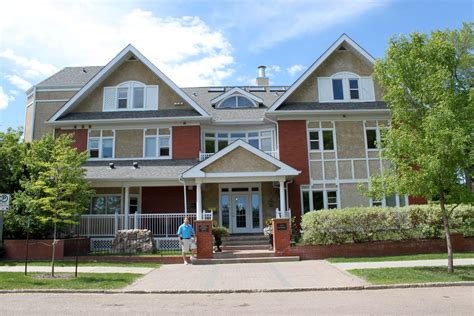 Justin and Leah: Ronald McDonald House