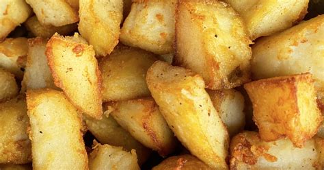 Chateau Potatoes Are The Soft And Buttery Side Dish You Should Be Aware Of