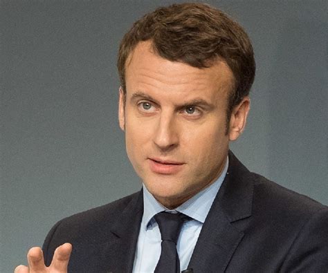 Emmanuel Macron Biography - Facts, Childhood, Family Life ...