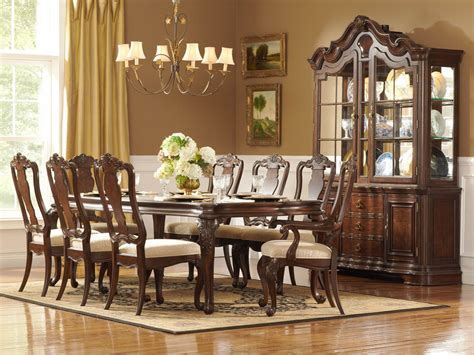 Timeless Traditional Dining Room Designs - Interior Vogue