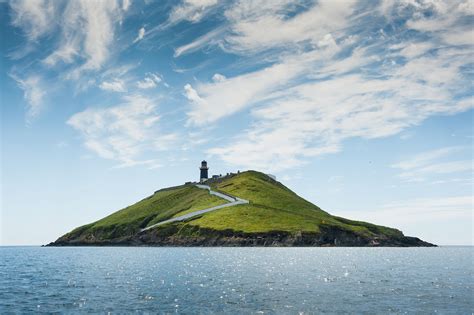 Ballycotton Lighthouse | Irish landscape, Lighthouse, Island lighthouse