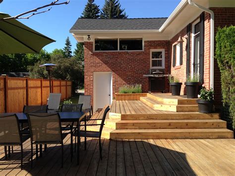 Platform deck | Deck, Platform deck, Decks backyard