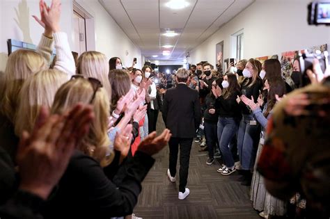 ‘Ellen Show’ Ends: Ellen DeGeneres Says Emotional Goodbye | Us Weekly