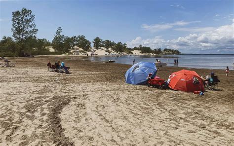 Sandbanks Beach | Camping, Dunes & Beach in South Eastern Ontario ...