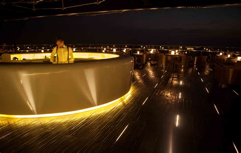 The rooftop Sky Lounge Bar at The Kingsbury Hotel, Colombo, Sri Lanka ...