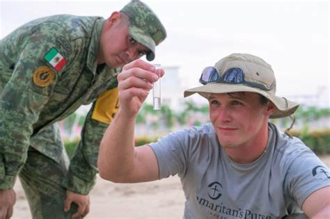 Airlifting Hurricane Relief to Mexico - Samaritan's Purse