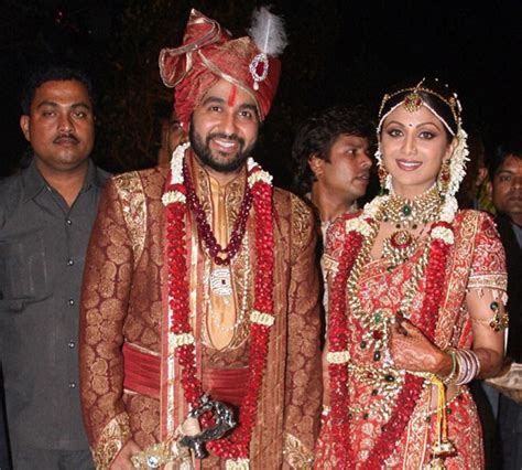 Bollywood Hollywood Celebrity Photos: Shilpa Shetty and Raj Kundra Wedding Photos Gallery