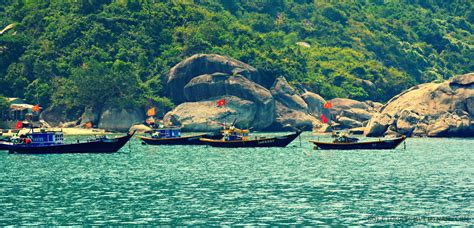 The Cham Islands - A Tourist Place Without Plastic Bags