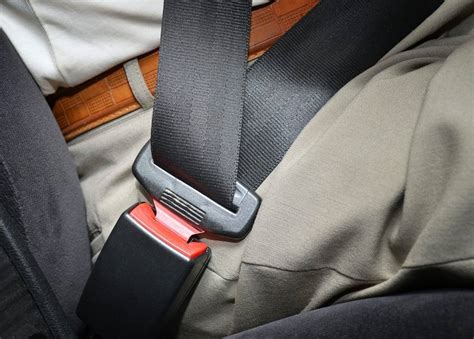 Common Seat Belt Injuries From Car Accidents - AICA Orthopedics