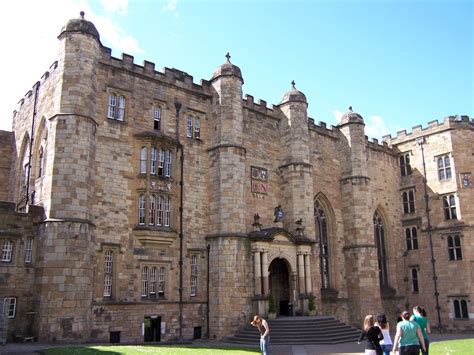 Durham Castle Historical Facts and Pictures | The History Hub