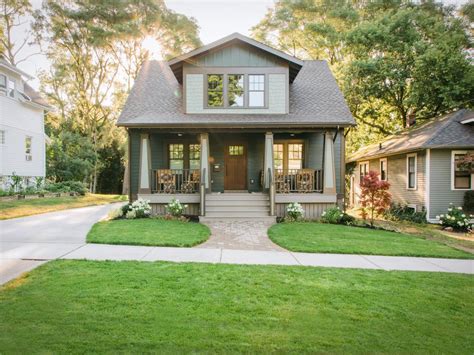 Everything You Need to Know About Craftsman Homes