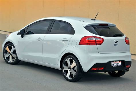 Used 2015 Kia Rio Hatchback Pricing - For Sale | Edmunds