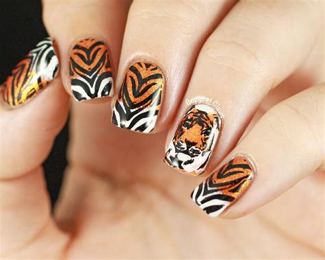 Copycat Claws: Sunday Stamping - Tiger Nails