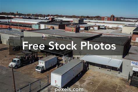 Warehouse Trucks Photos, Download The BEST Free Warehouse Trucks Stock ...