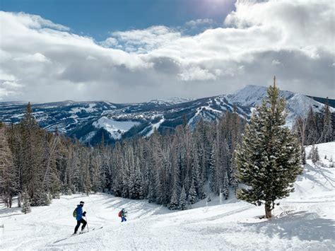 Big Sky Montana Ski Guide | look about lindsey | travel and lifestyle blog