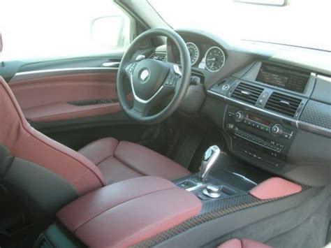 Car Pictures: 2009 BMW X6 xDrive50i "Big and Sporty" extra pictures