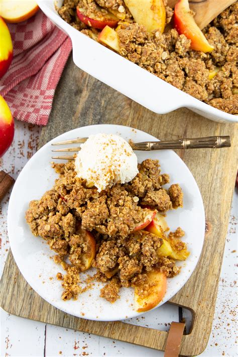 Vegan Apple Crumble - Vegan Heaven