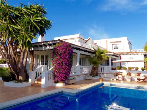 Villa with Guest Accomodation, Palma Nova (RH2042) - Real Homes Mallorca