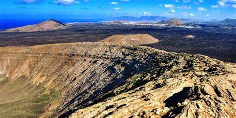 Discover the Top Volcanoes in Lanzarote | Ferryhopper