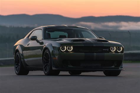 2019 Dodge Challenger SRT Hellcat Redeye - F8 Green with Dual Carbon Fiber stripes | Dodge ...