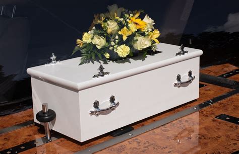 Coffins | Children and babies | Funeral Directors | Levertons