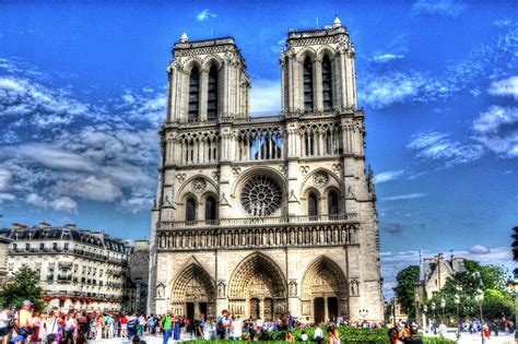 Cathedral Notre Dame is the French Gothic Treasure - YourAmazingPlaces.com