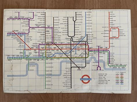 The evolution of the London Underground map : r/LondonUnderground