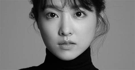 Lithophane of Korean Actress Park Bo-Young by Omega-TI | Download free STL model | Printables.com
