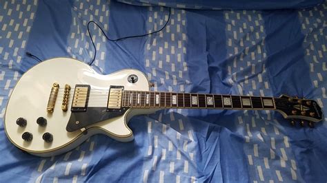 Epiphone Les Paul Custom, Hobbies & Toys, Music & Media, Musical ...