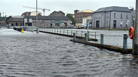 Watch: Cork city sees flooding one minute after high tide