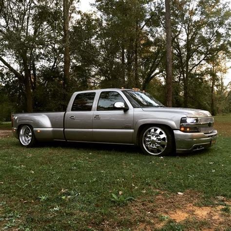 Lowered Chevy Crew Cab Dually | Custom chevy trucks, Chevy trucks, Chevy pickup trucks