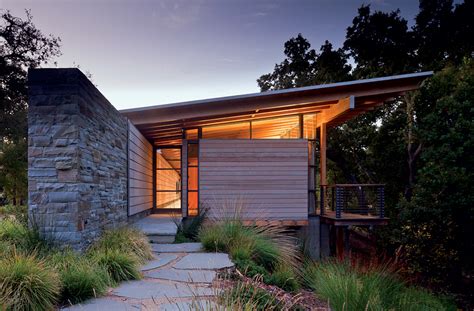 Modern. Simple. Shed. - Studio MM Architect