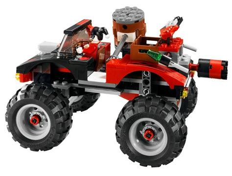 Lego Batman - The Batcycle & Harley Quinn's Hammer Truck (7886)