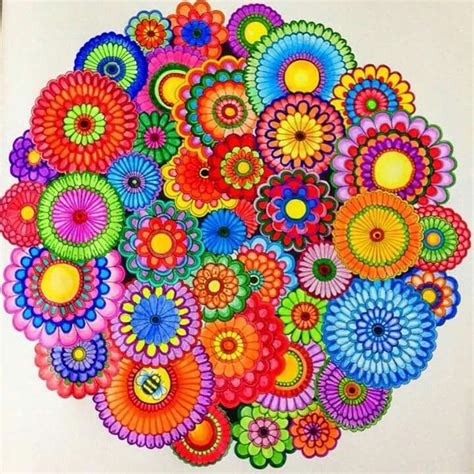 Aline Soares (lapis cor/canetinhas) Flower Circle, Flower Mandala, Garden Coloring Pages ...