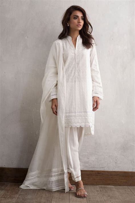 Elegant white 3 piece ready to wear dress by Nida Azwer traditional ...