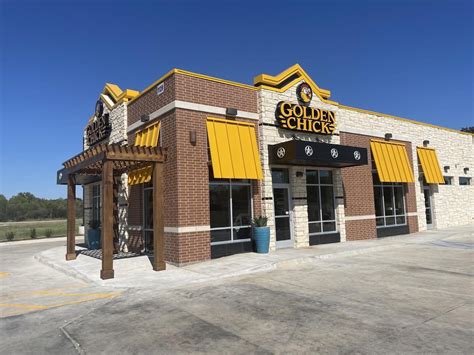 Golden Chick Begins Expansion Boom With New Grand Prairie Restaurant